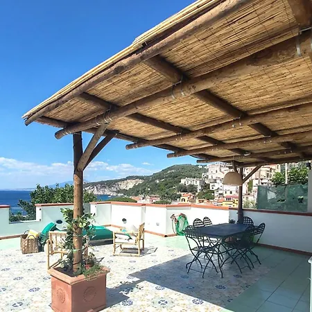 Mediterranea View On Bay And Charming Apartamento Massa Lubrense