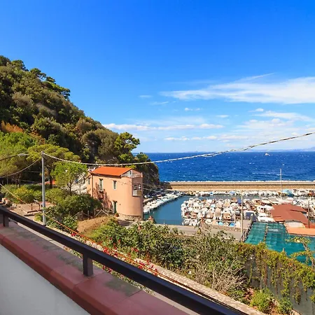 Apartment Mediterranea E Casa Del Capricorno Charming *