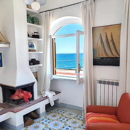 Apartment Mediterranea E Casa Del Capricorno Charming Massa Lubrense