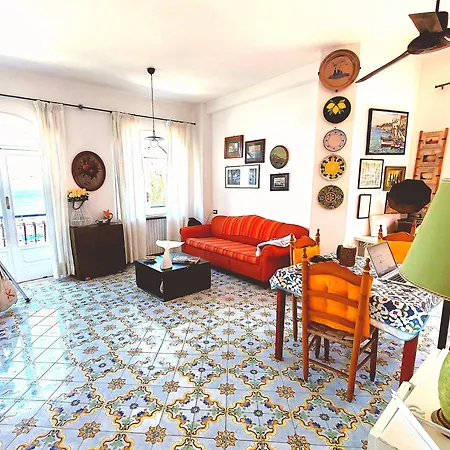 Mediterranea E Casa Del Capricorno Charming