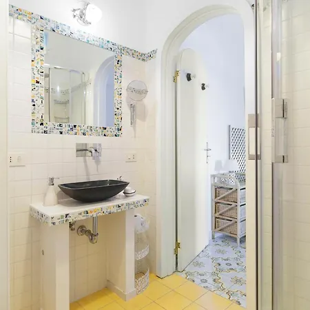 Mediterranea E Casa Del Capricorno Charming Massa Lubrense