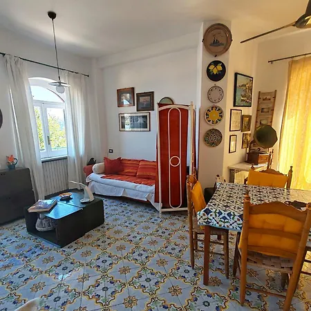 Mediterranea E Casa Del Capricorno Charming Apartment *