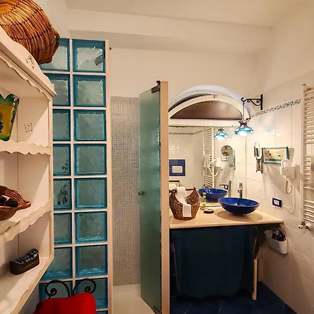 Mediterranea E Casa Del Capricorno Charming Apartment Massa Lubrense
