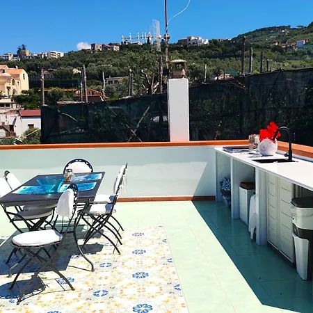 Mediterranea E Casa Del Capricorno Charming Apartment Massa Lubrense